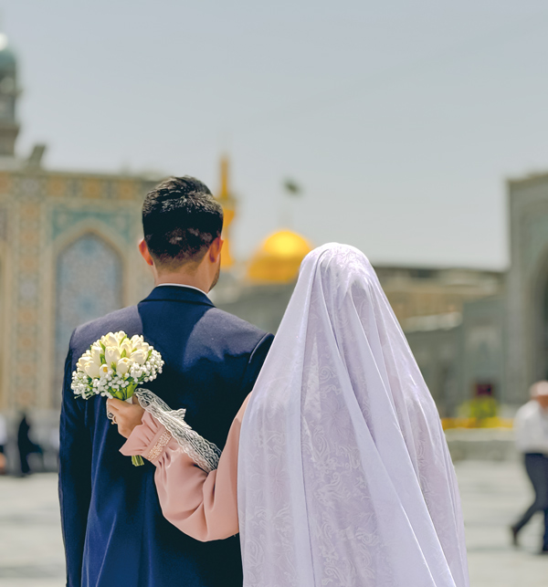 تصویر عقد در حرم امام رضا